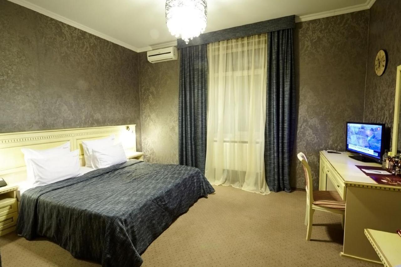 Praga Hotel Krasnodar Ngoại thất bức ảnh