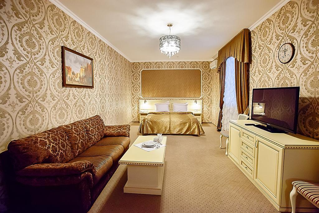 Praga Hotel Krasnodar Ngoại thất bức ảnh